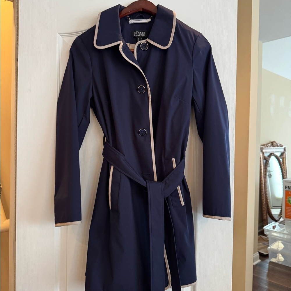 Gorgeous Dennis Basso Trench